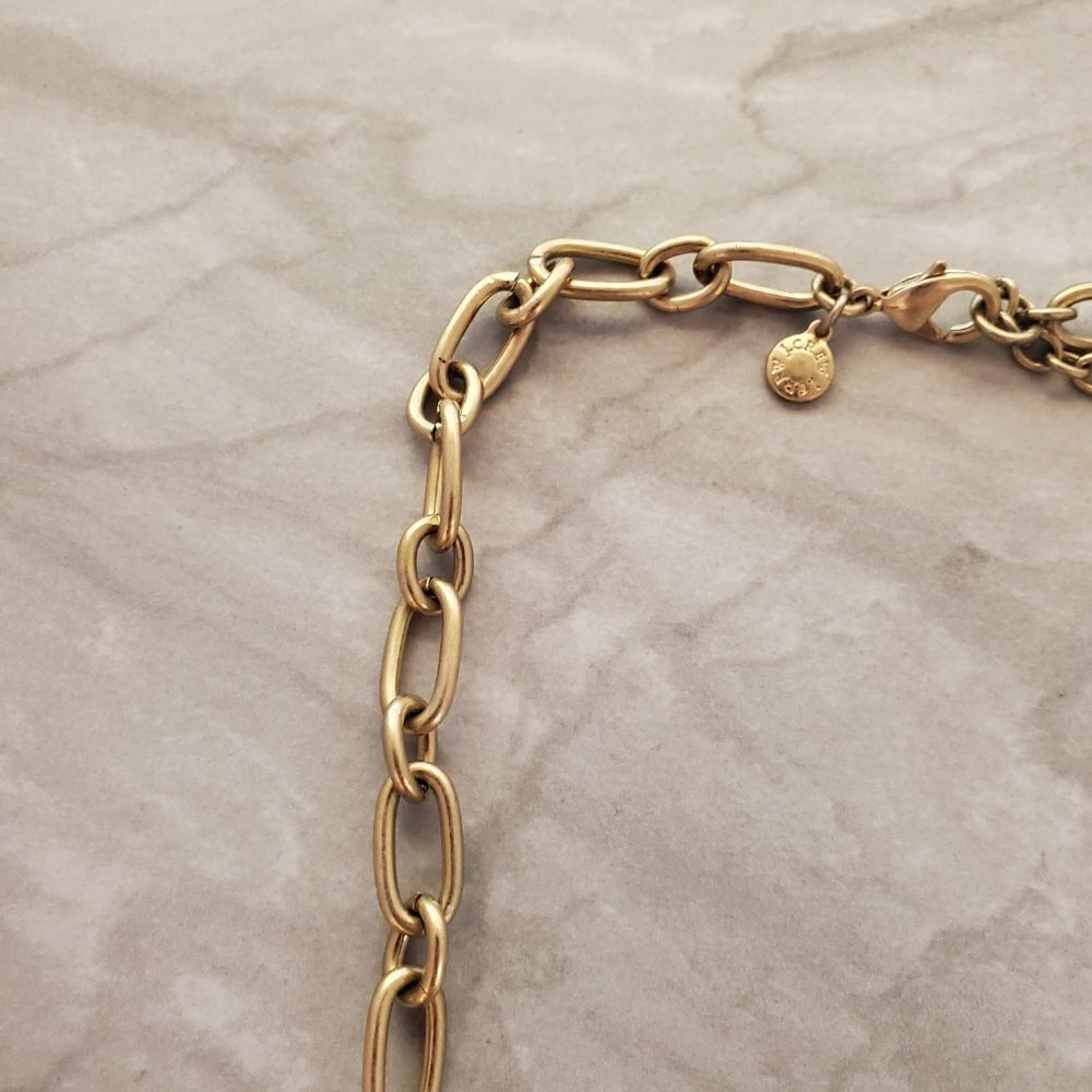 ✨ J.Crew Classic Rhinestones Pave Crystal Medallion Statement Necklace ✨ - Picture 2 of 16